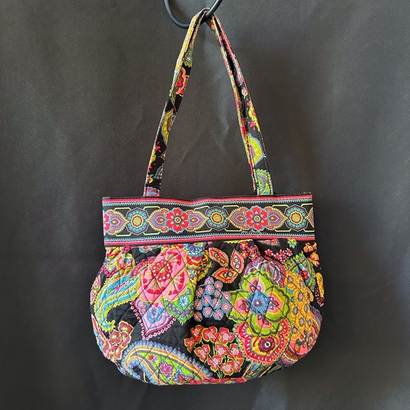 VERA BRADLEY quilted shoulder bag. Jewel tone colors.  EXCELLENT new condition. - Picture 6 of 13